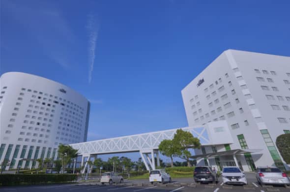 無料駐車場完備