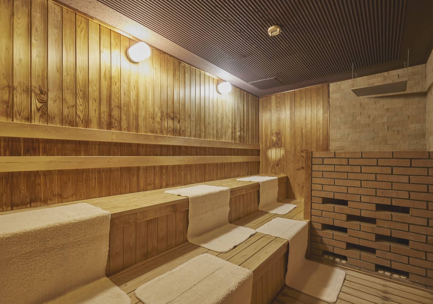 Main bldg.B1F Sports & relaxation OXYA