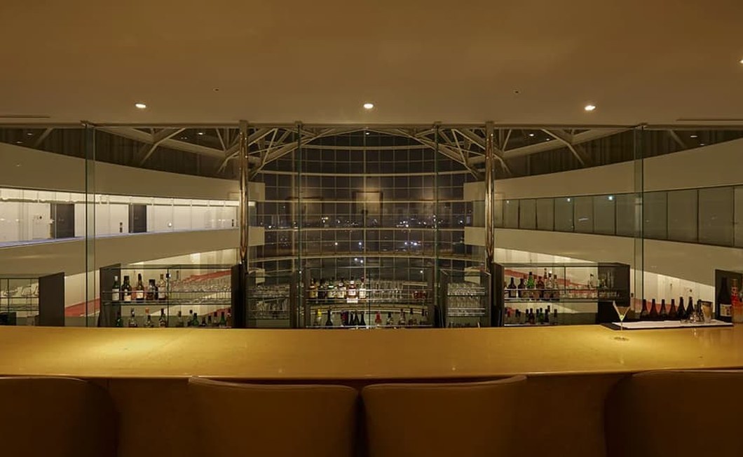 MAIN BLDG.13F MAIN BAR AMORE