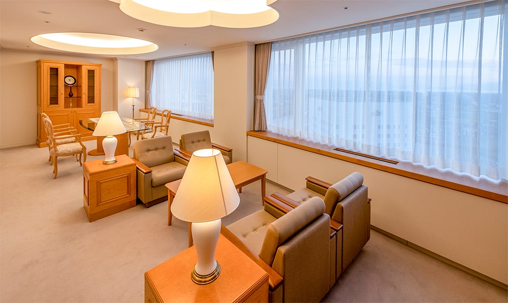 ROYAL SUITE